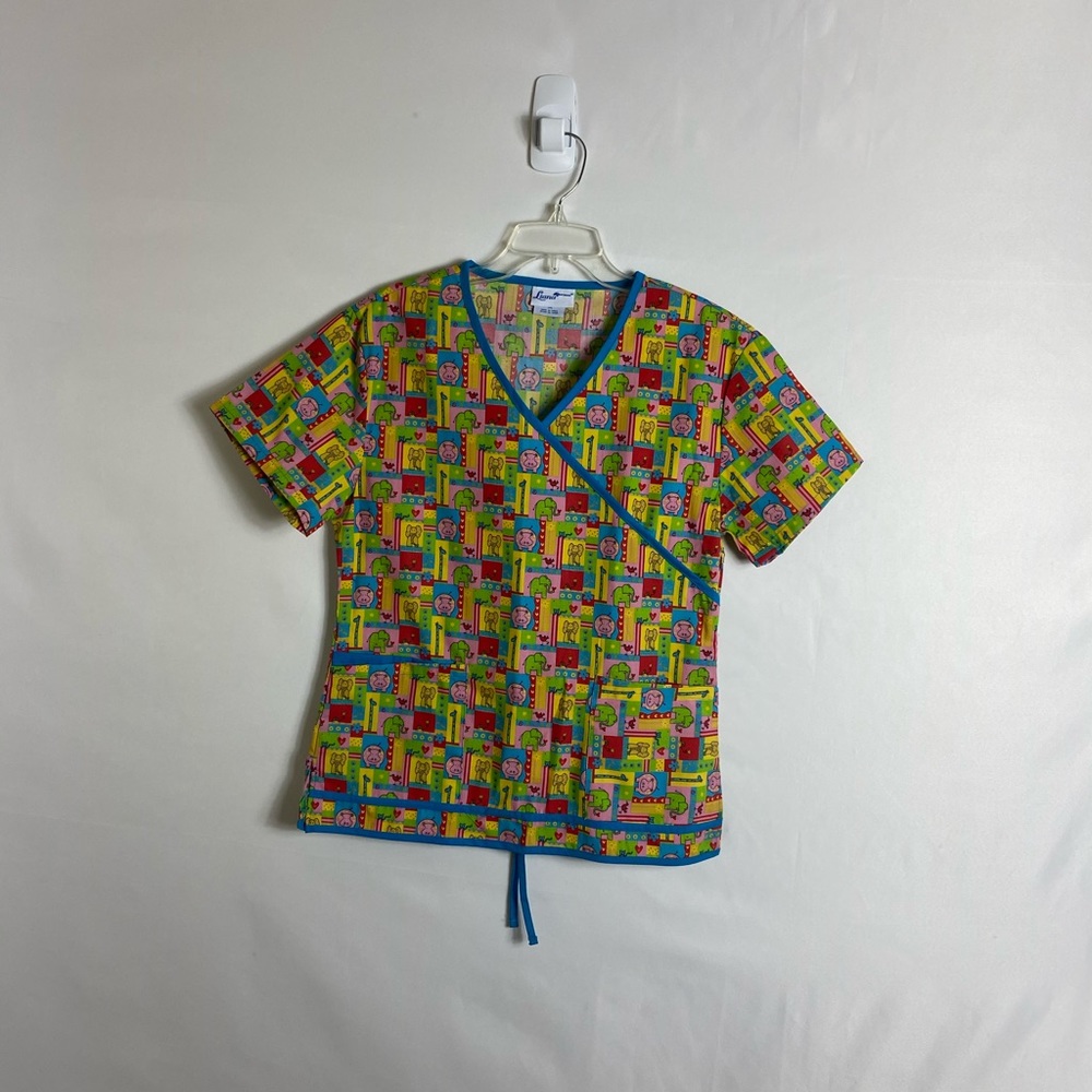 Liana uniform new without the tag